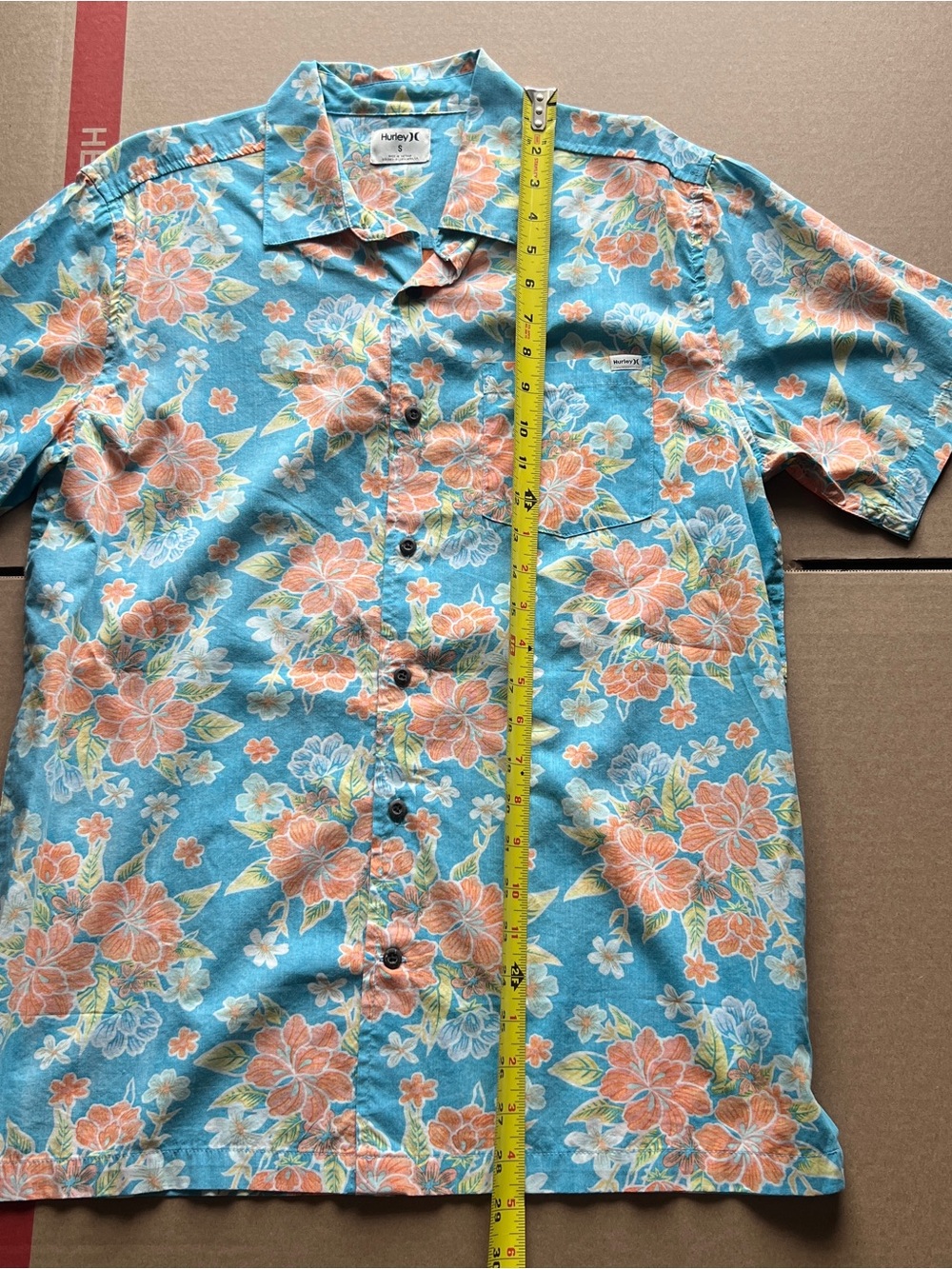 Hurley Men’s tropical shirt
